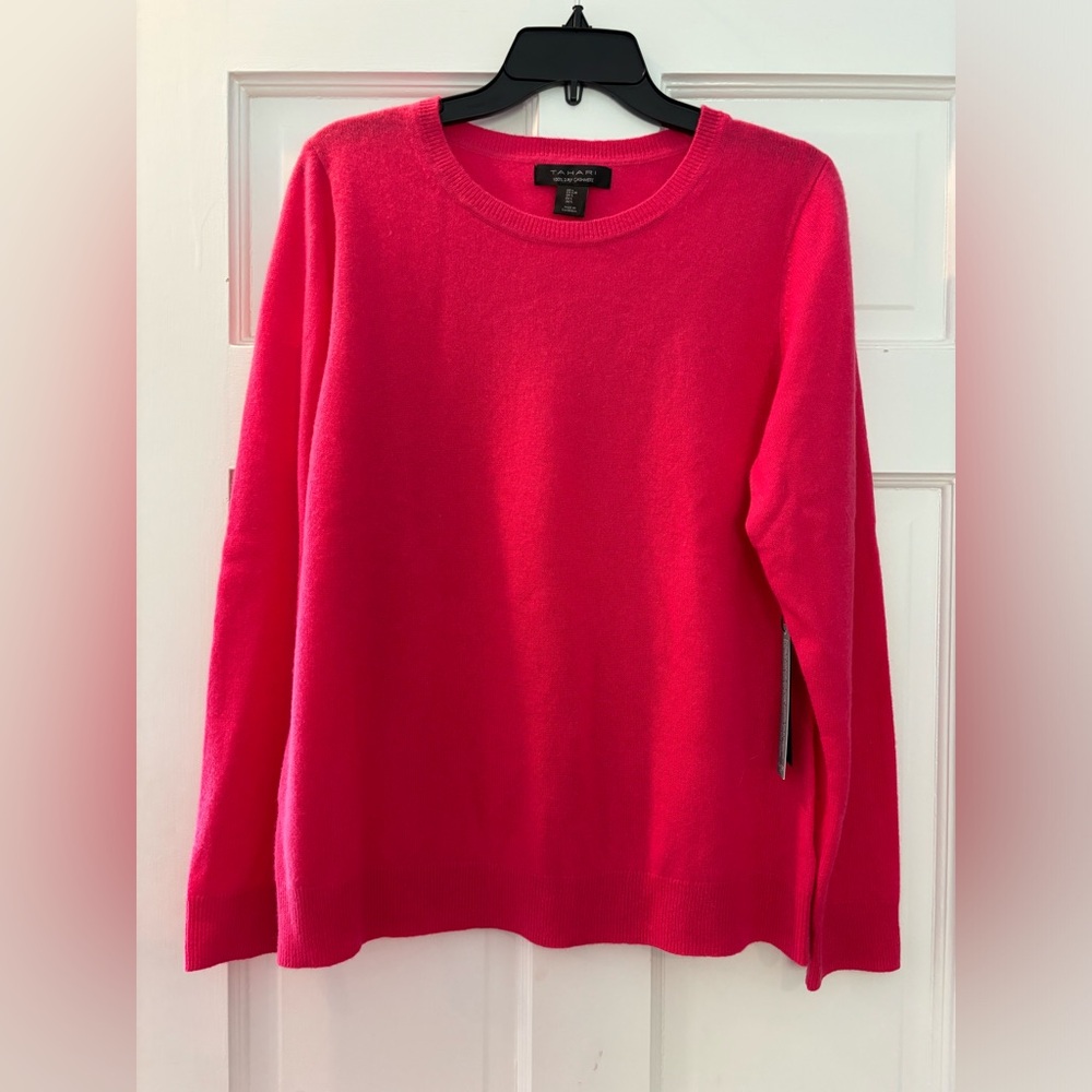 Womens Tahari Size large Pink Cashmere Sweater